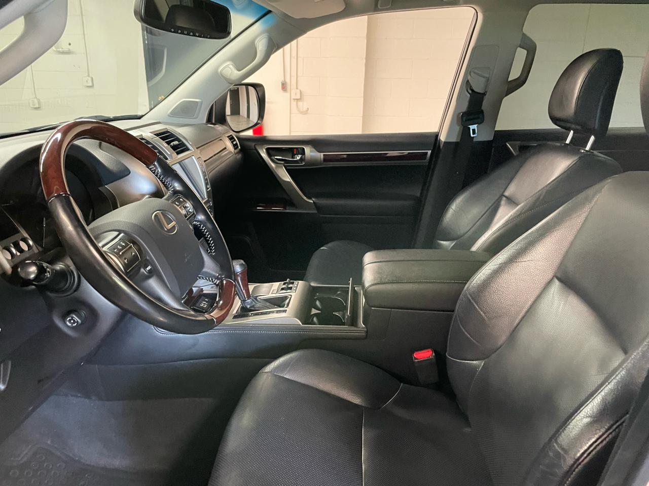 Lexus GX 460 Premium 4D SUV 4WD 2018