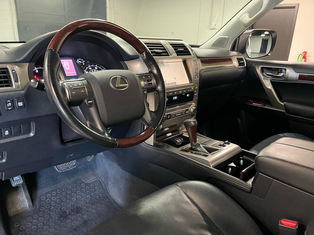 Lexus GX 460 Premium 4D SUV 4WD 2018