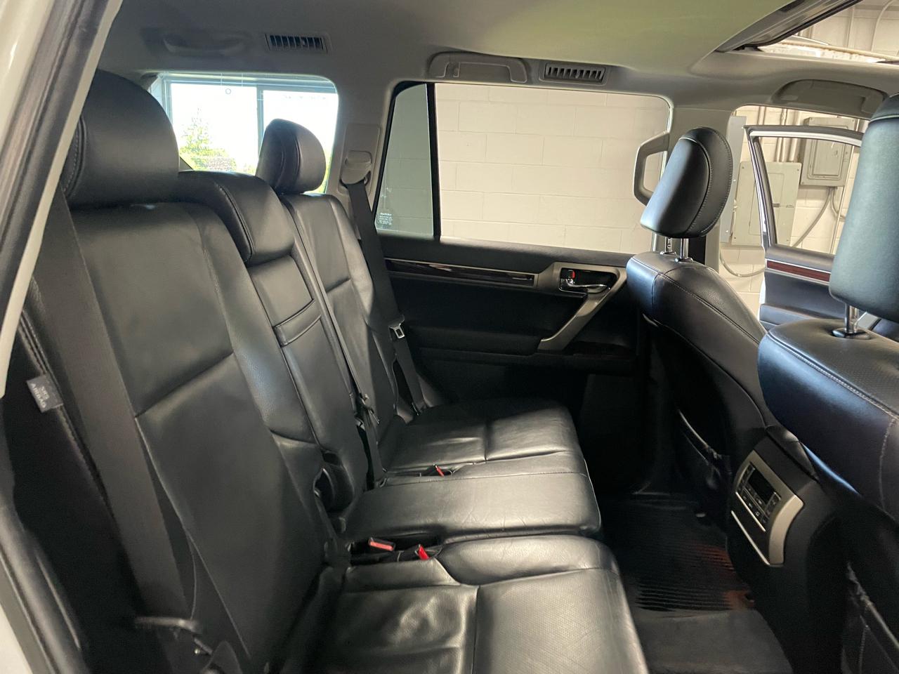 Lexus GX 460 Premium 4D SUV 4WD 2018