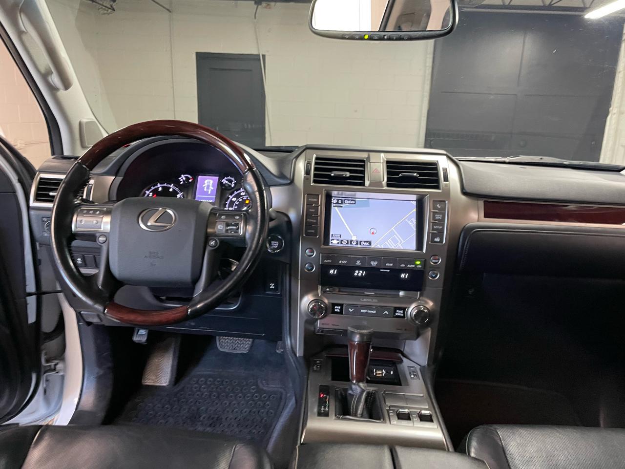 Lexus GX 460 Premium 4D SUV 4WD 2018