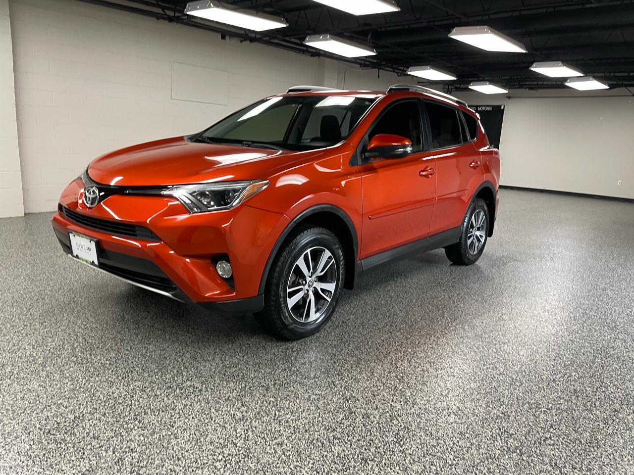 Toyota RAV4 XLE AWD 2016