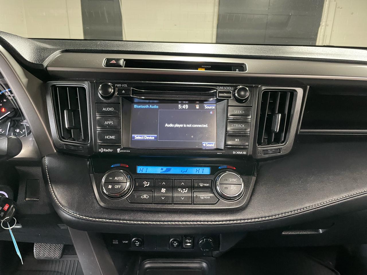 Toyota RAV4 XLE AWD 2016