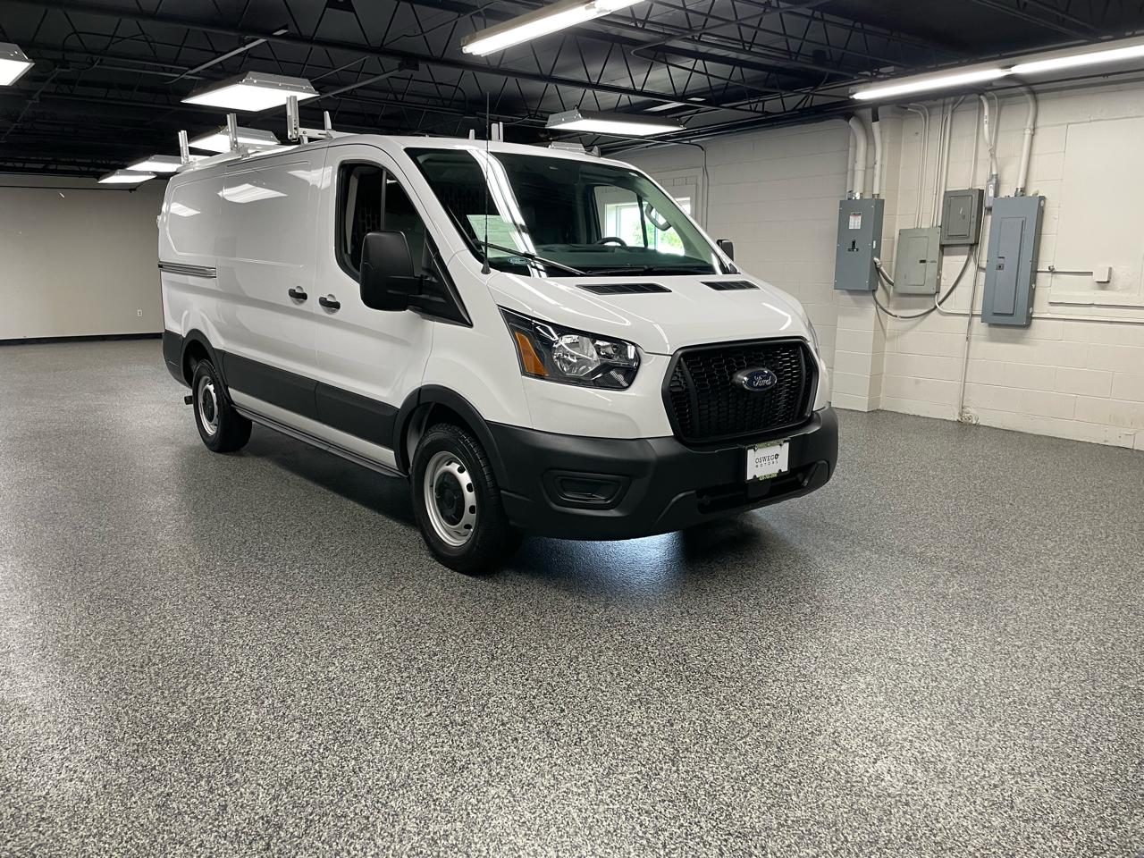 Ford Transit 150 Van Low Roof w/Sliding Pass. 130-in. WB 2023