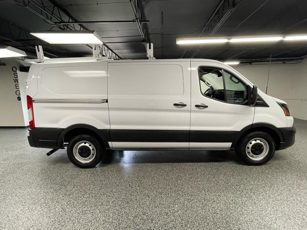 Ford Transit 150 Van Low Roof w/Sliding Pass. 130-in. WB 2023