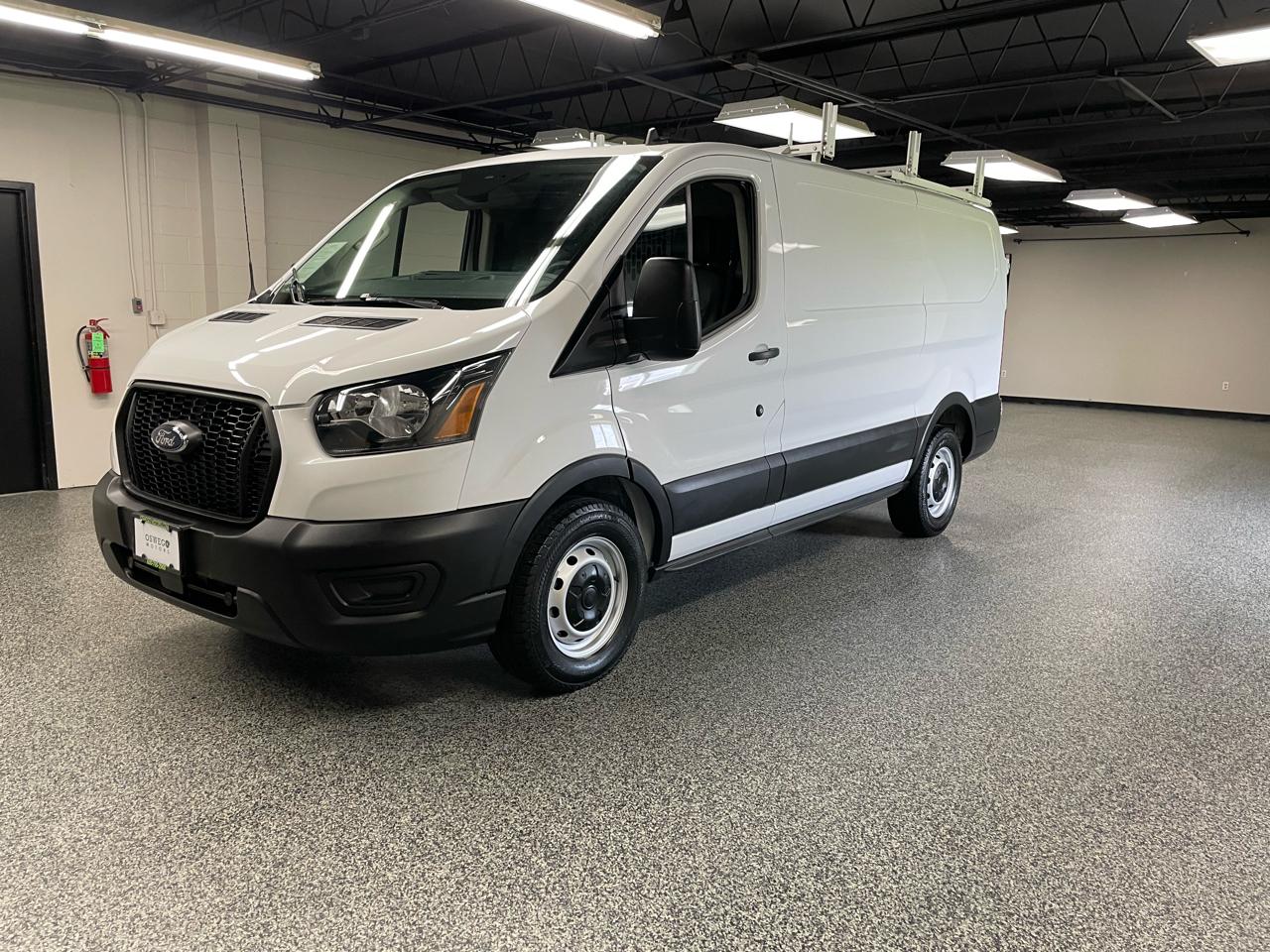 Ford Transit 150 Van Low Roof w/Sliding Pass. 130-in. WB 2023