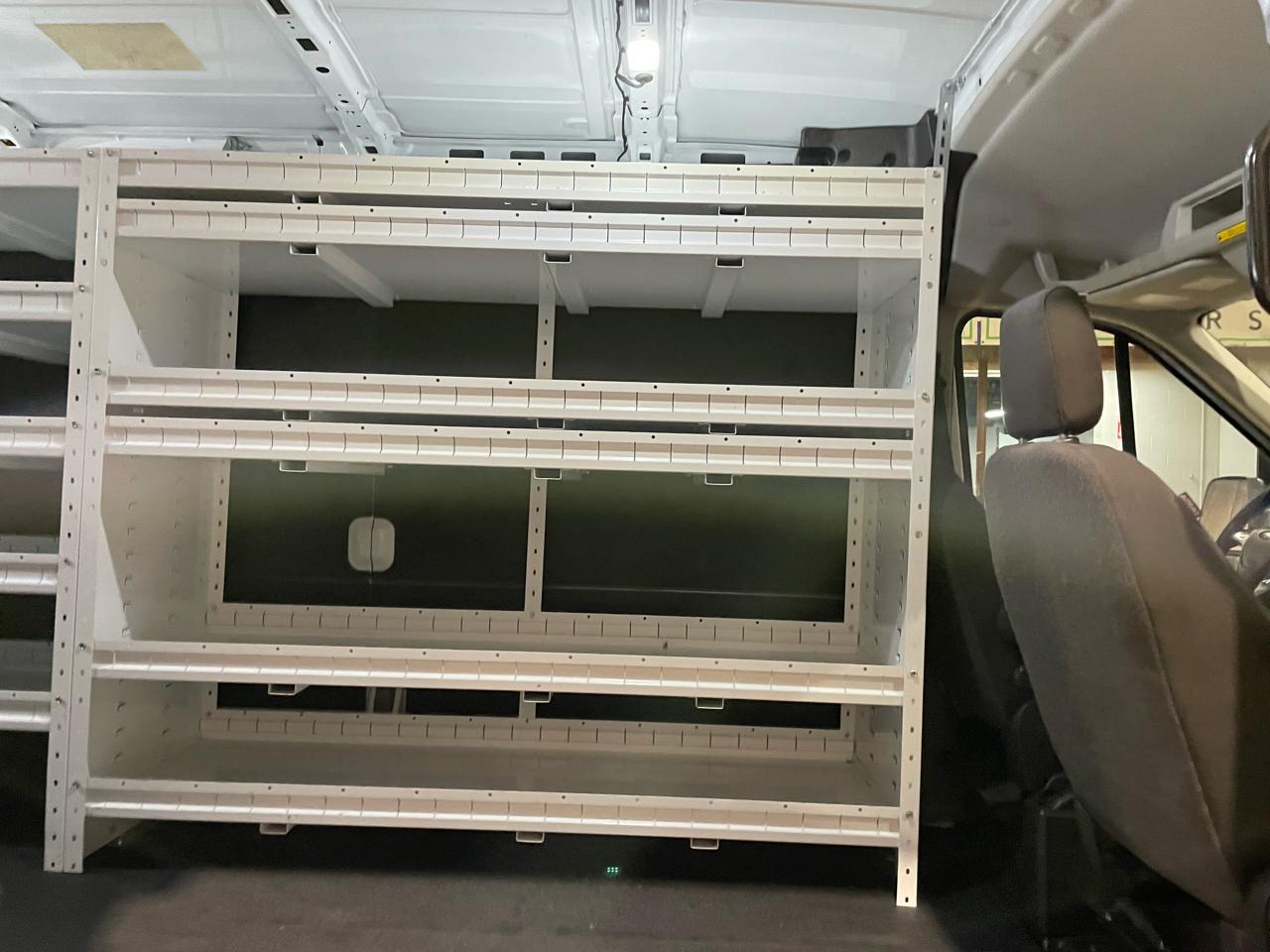 Ford Transit 250 Van Med. Roof w/Sliding Pass. 148-in. WB 2018