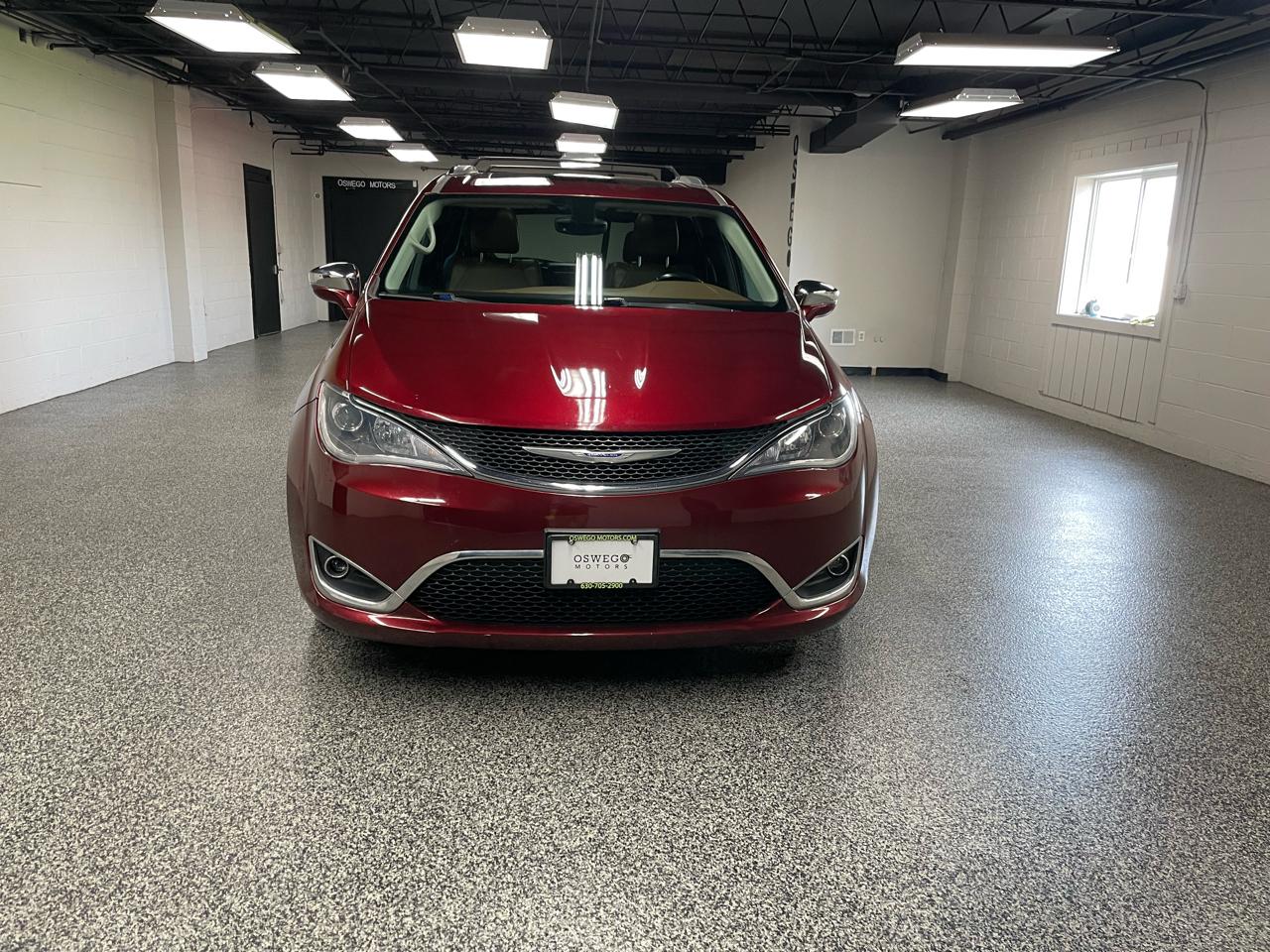 Chrysler Pacifica Limited 2017