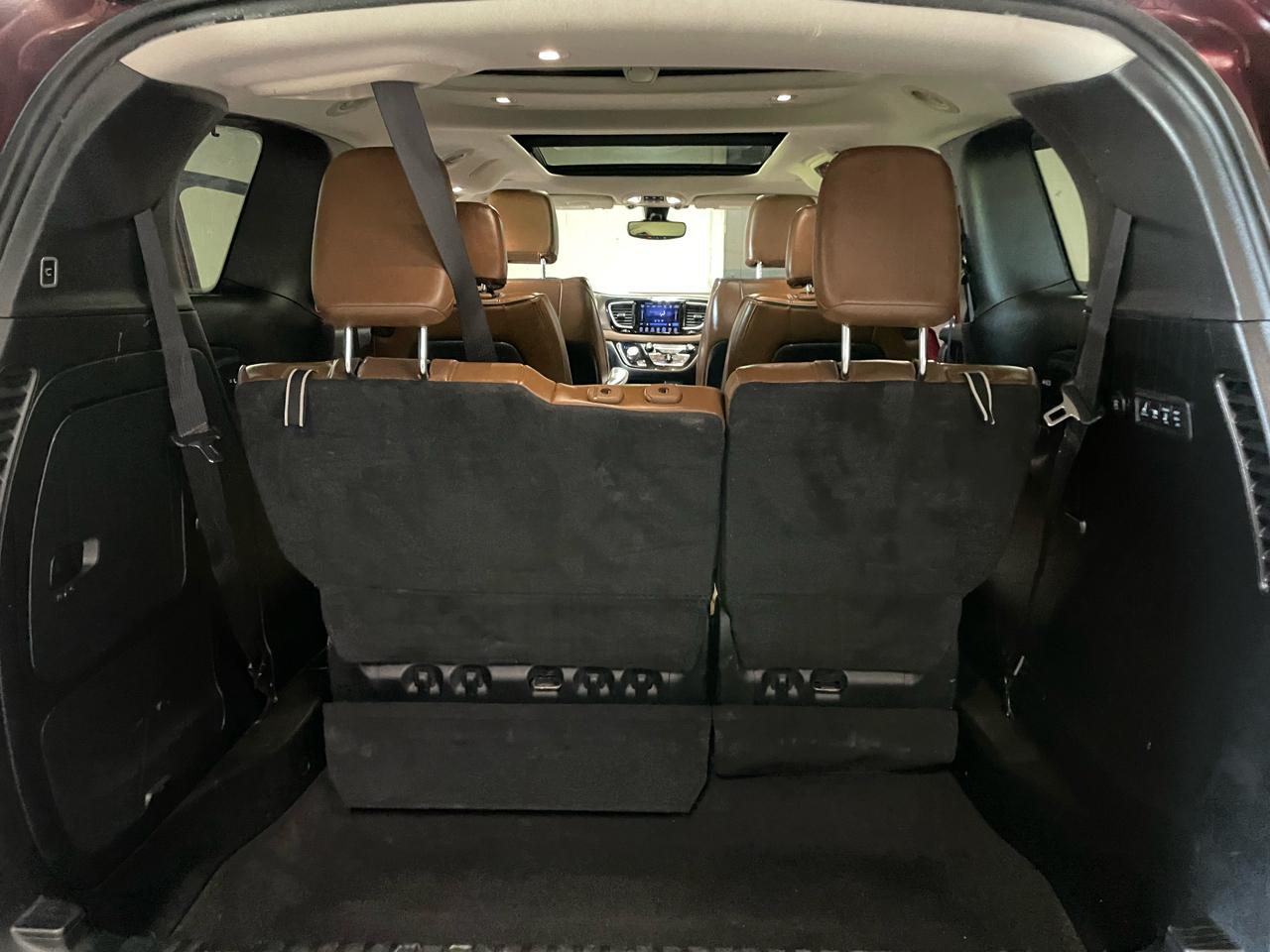 Chrysler Pacifica Limited 2017