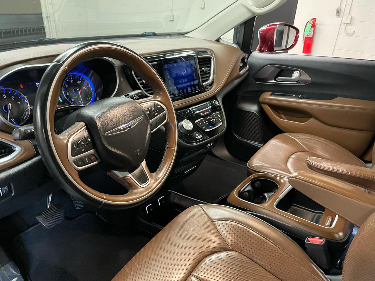 Chrysler Pacifica Limited 2017