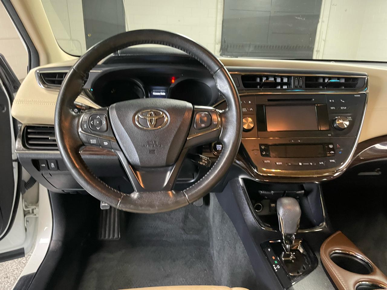 Toyota Avalon XLE 2013