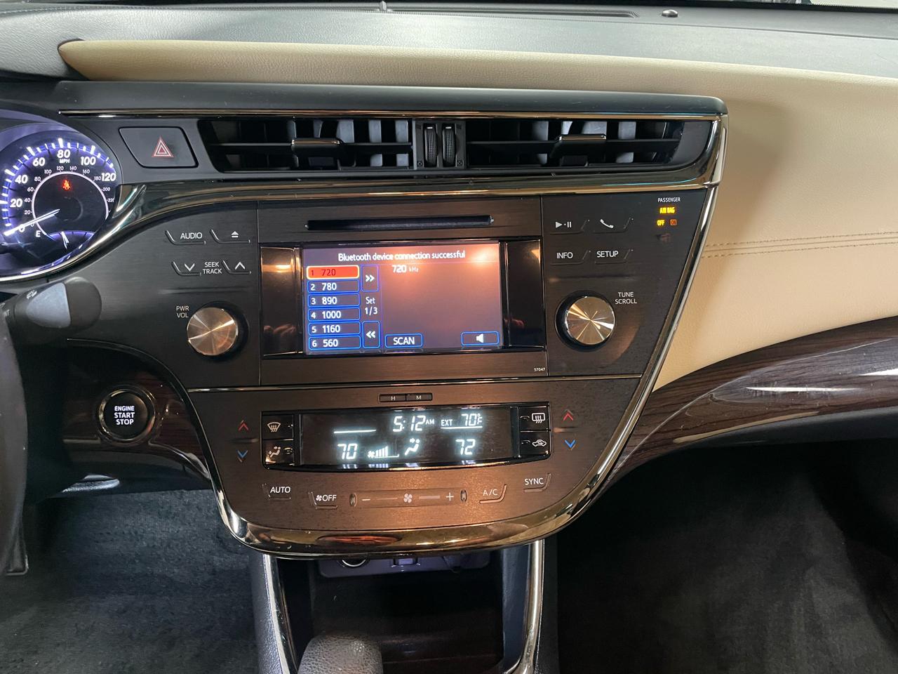 Toyota Avalon XLE 2013
