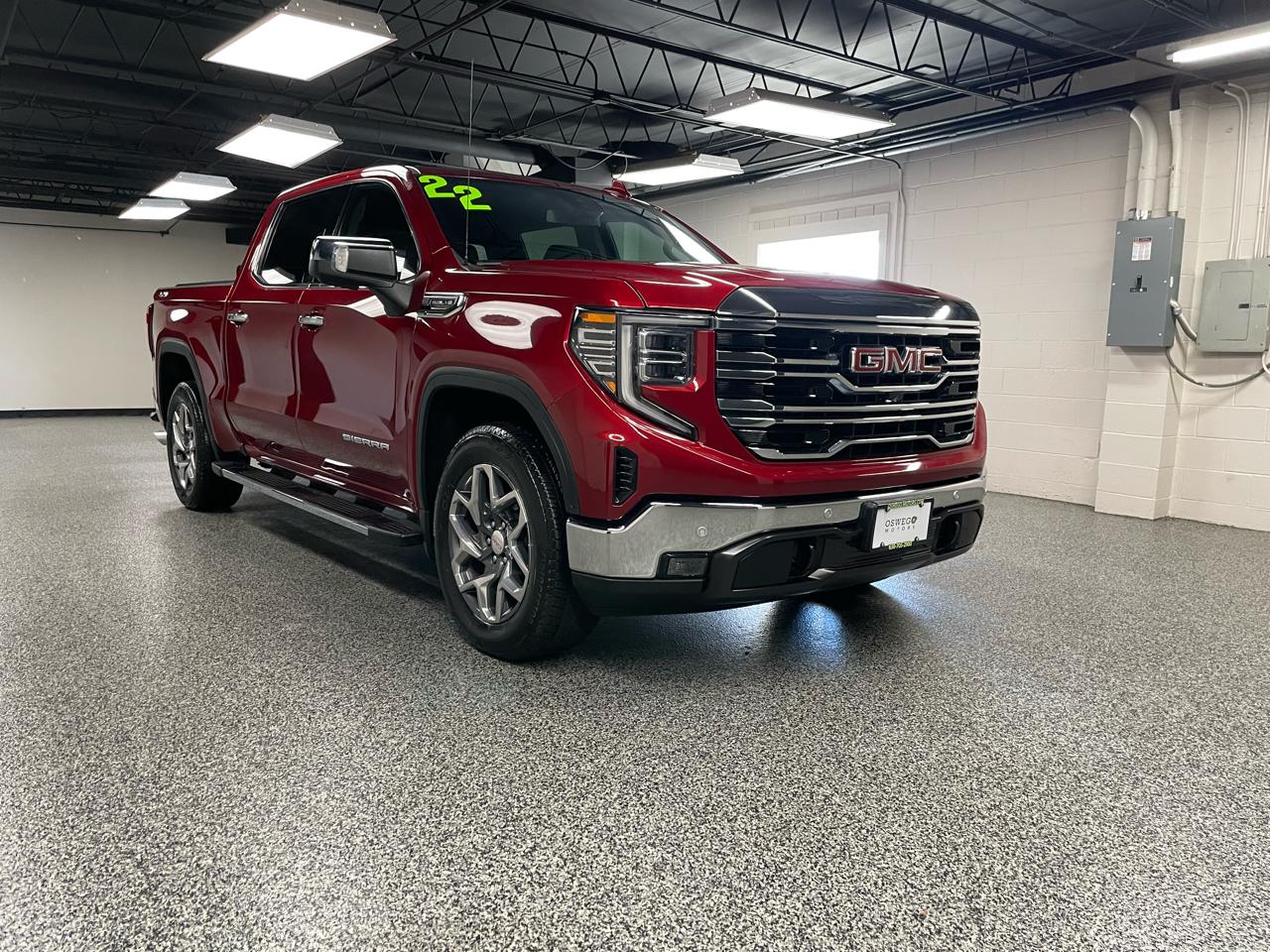 GMC Sierra 1500 SLT Crew Cab 4WD 2022