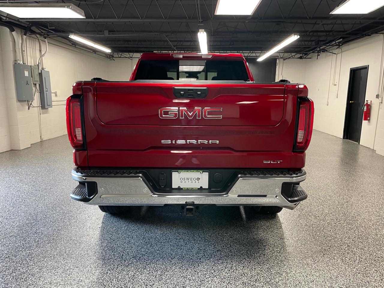 GMC Sierra 1500 SLT Crew Cab 4WD 2022