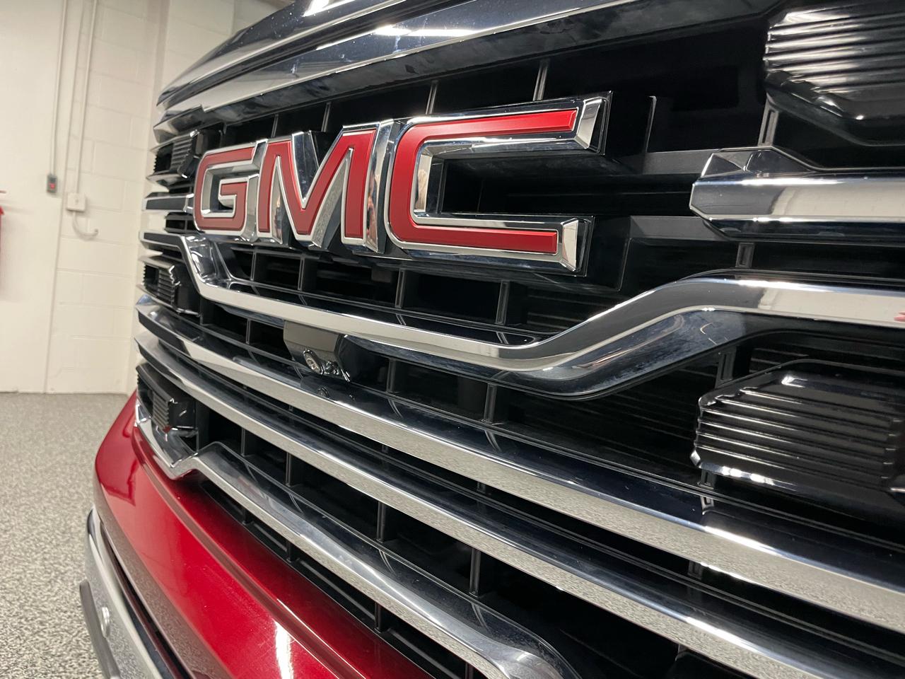 GMC Sierra 1500 SLT Crew Cab 4WD 2022