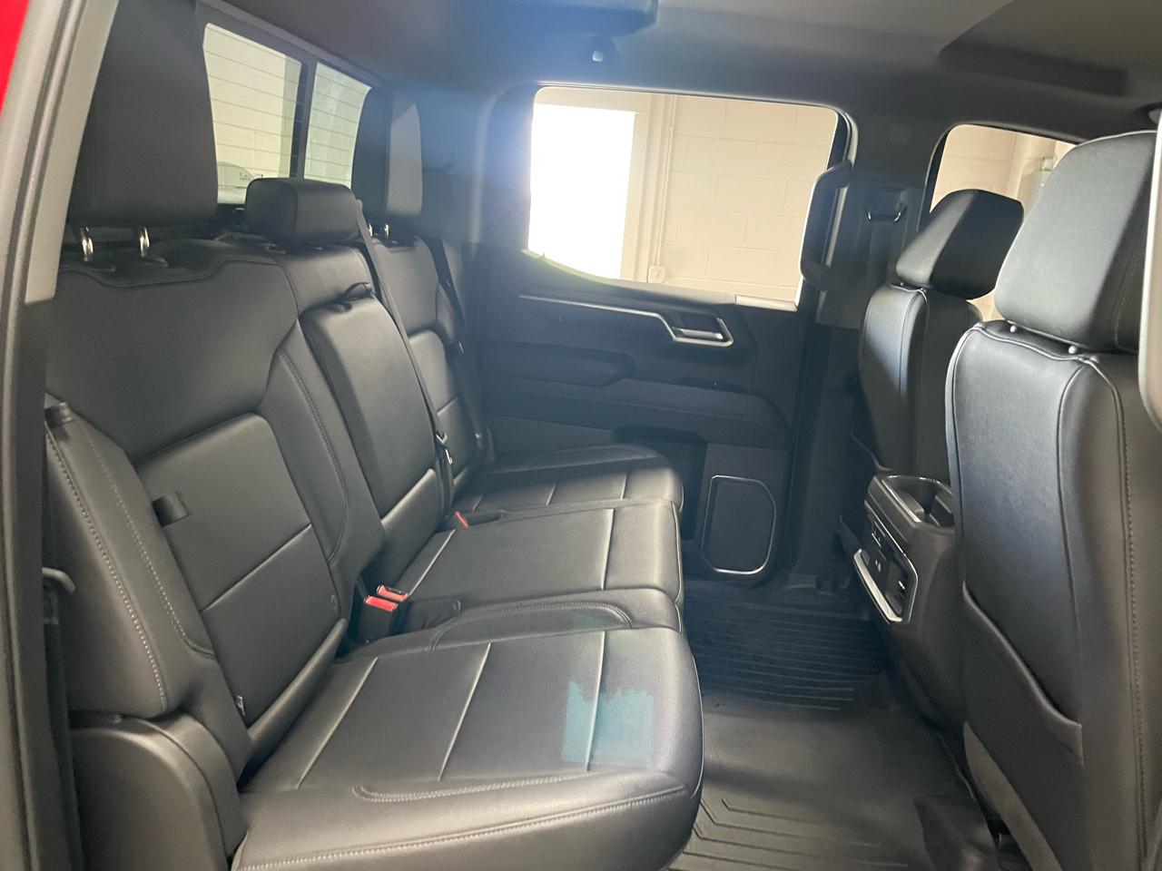GMC Sierra 1500 SLT Crew Cab 4WD 2022