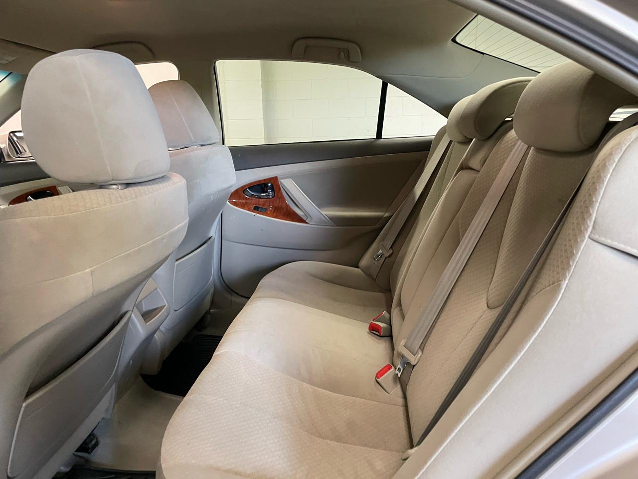 Toyota Camry LE 4D Sedan 2009