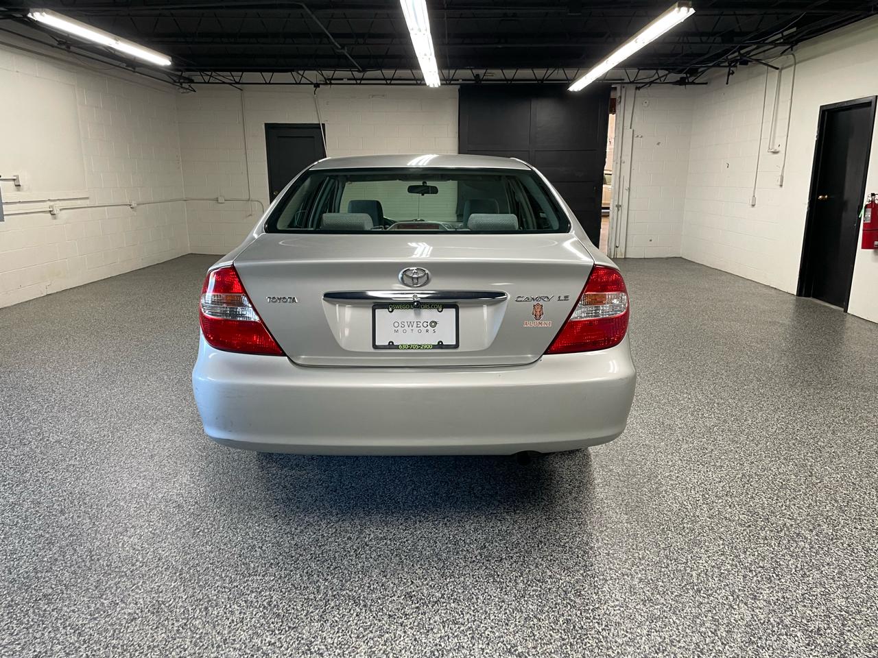 Toyota Camry LE 2003