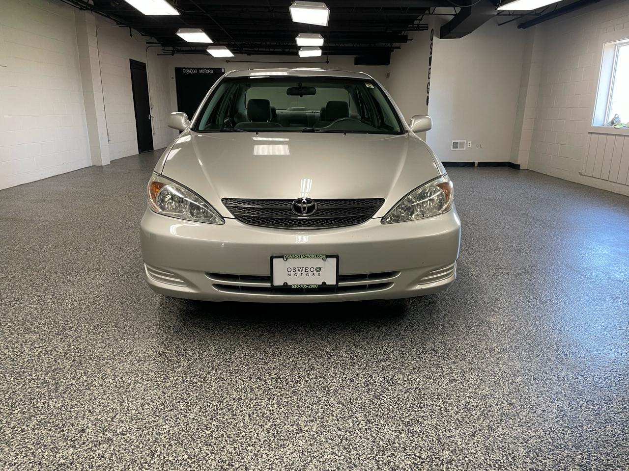 Toyota Camry LE 2003
