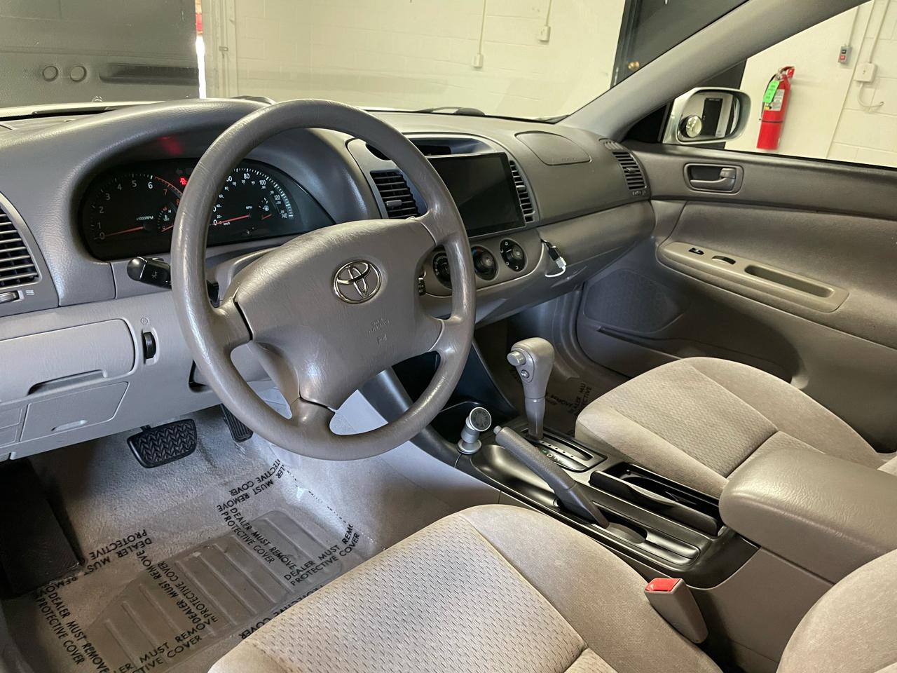 Toyota Camry LE 2003