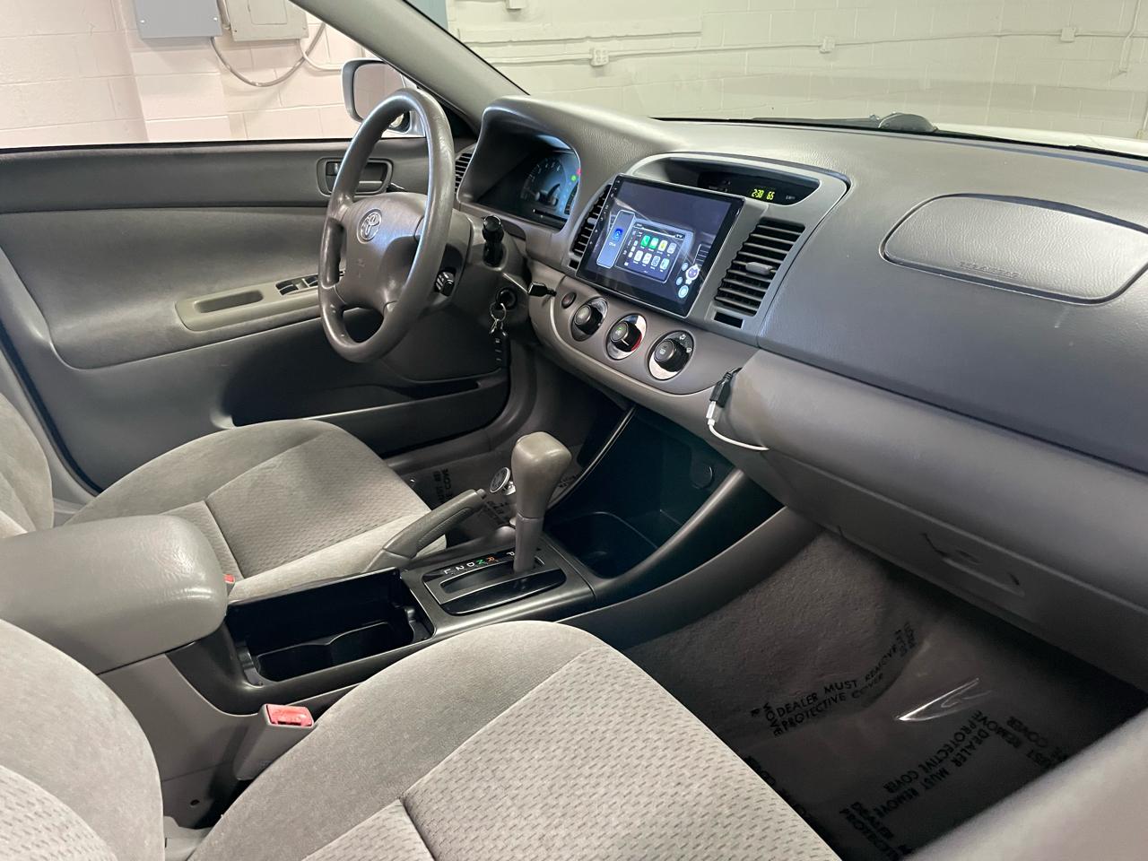 Toyota Camry LE 2003