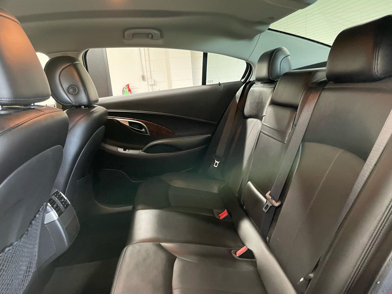 Buick LaCrosse CXL FWD 2010
