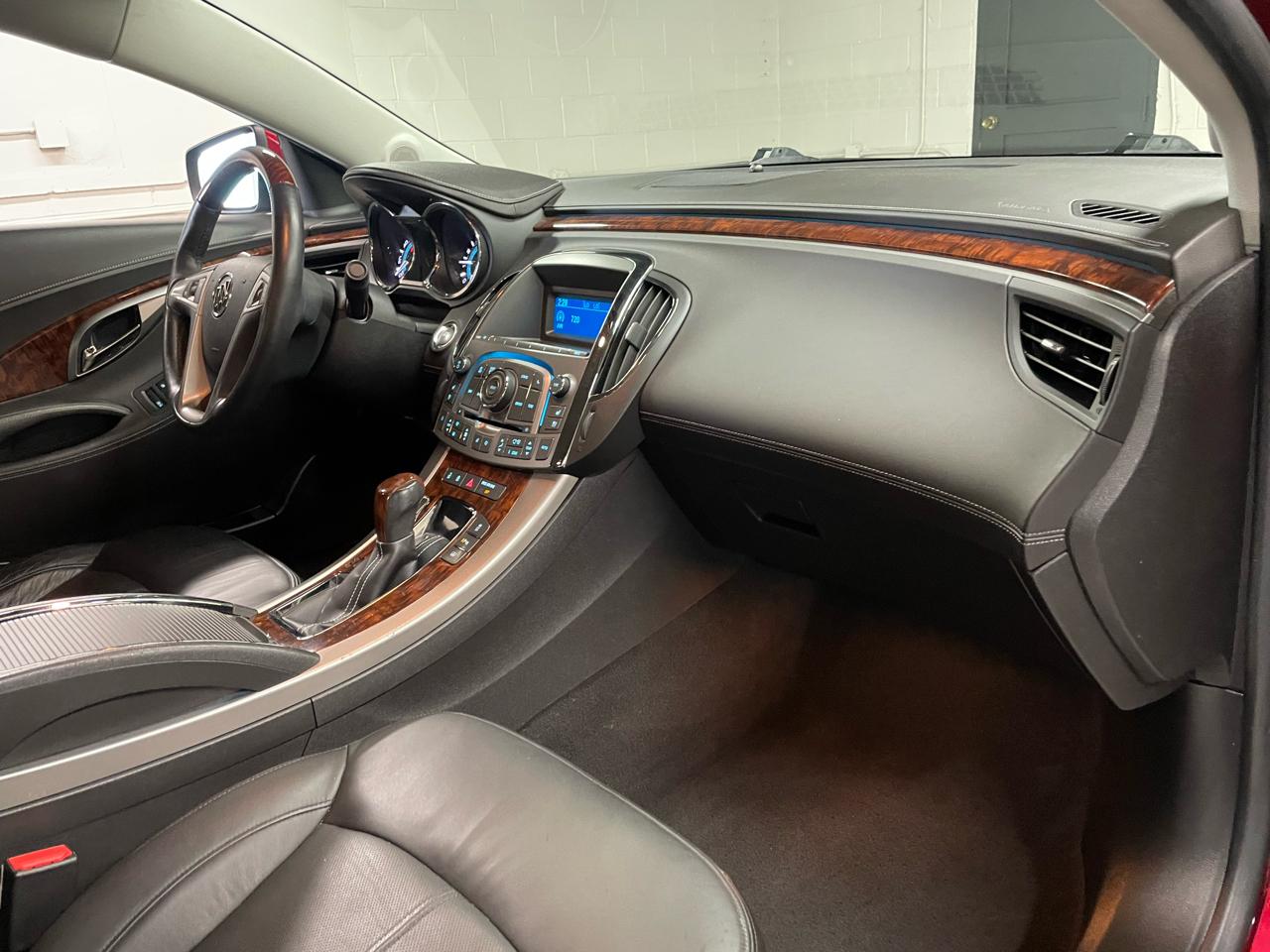 Buick LaCrosse CXL FWD 2010