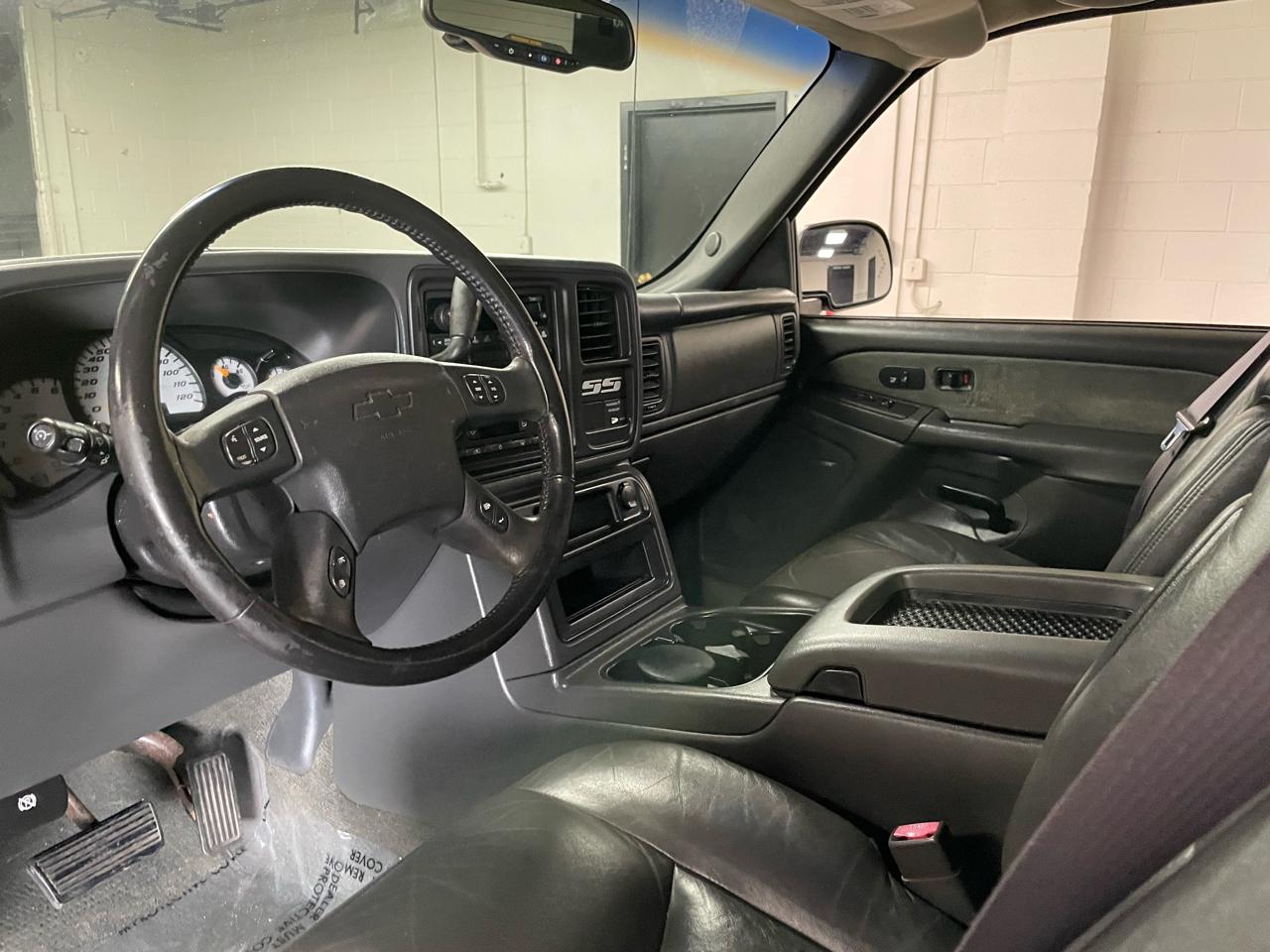 Chevrolet Silverado 1500 SS 2003