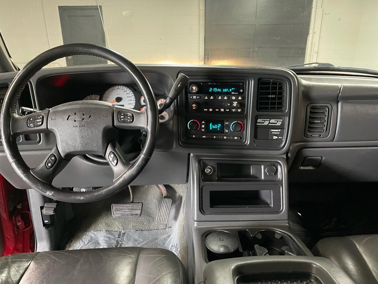 Chevrolet Silverado 1500 SS 2003