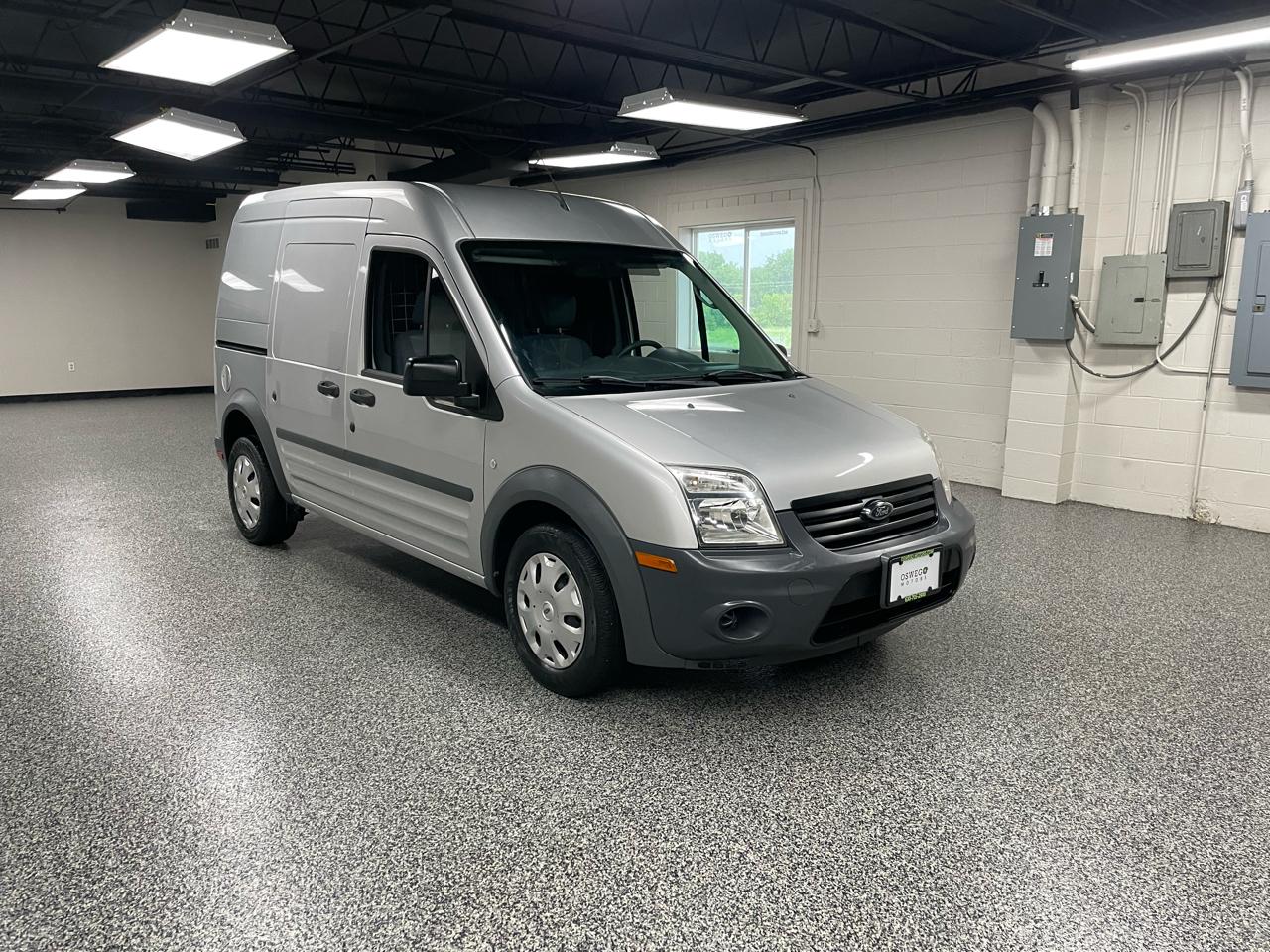 Ford Transit Connect XL with Rear Door Glass 2013