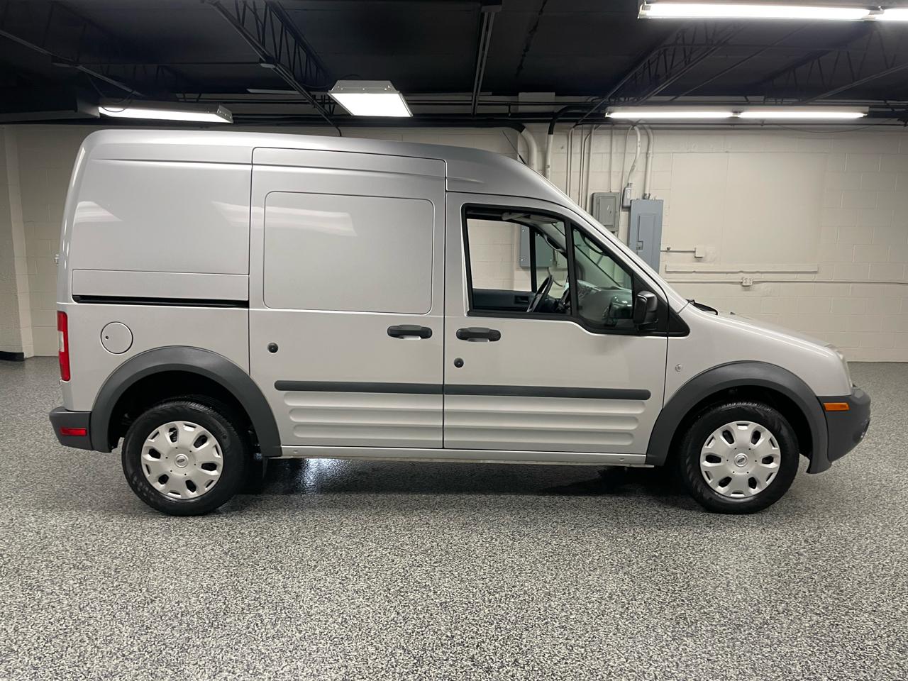 Ford Transit Connect XL with Rear Door Glass 2013
