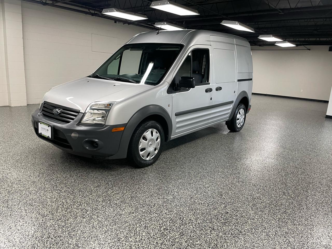 Ford Transit Connect XL with Rear Door Glass 2013