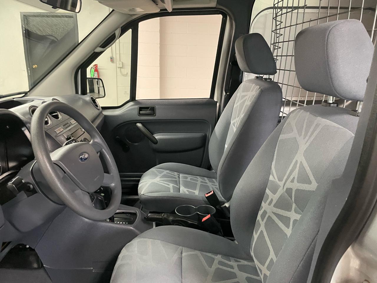 Ford Transit Connect XL with Rear Door Glass 2013