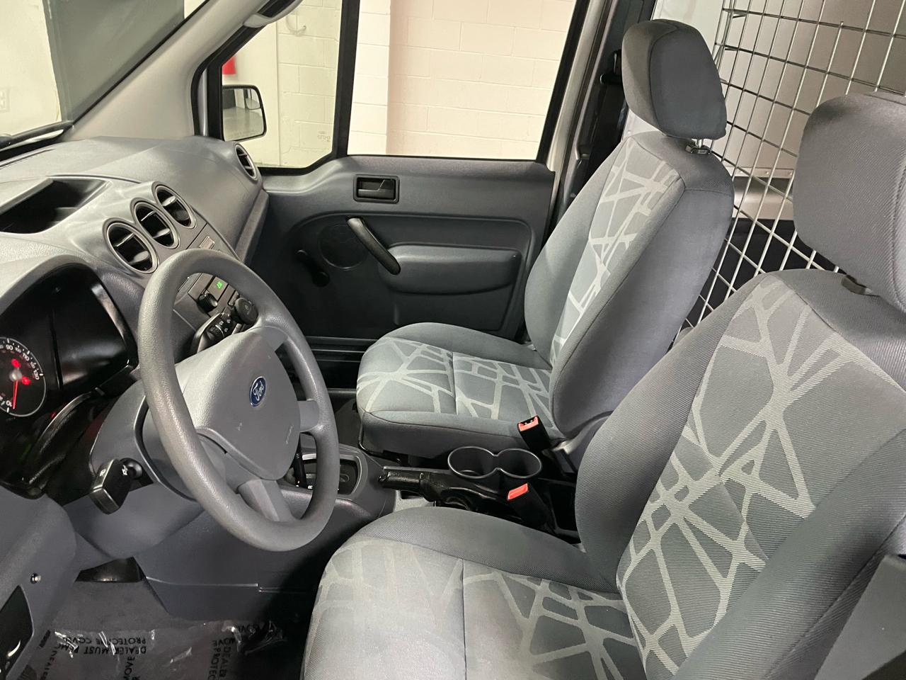 Ford Transit Connect XL with Rear Door Glass 2013