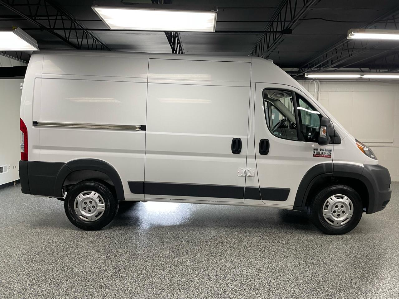 RAM Promaster 1500 High Roof Tradesman 136-in. WB 2014
