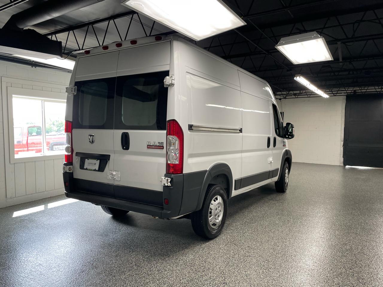 RAM Promaster 1500 High Roof Tradesman 136-in. WB 2014