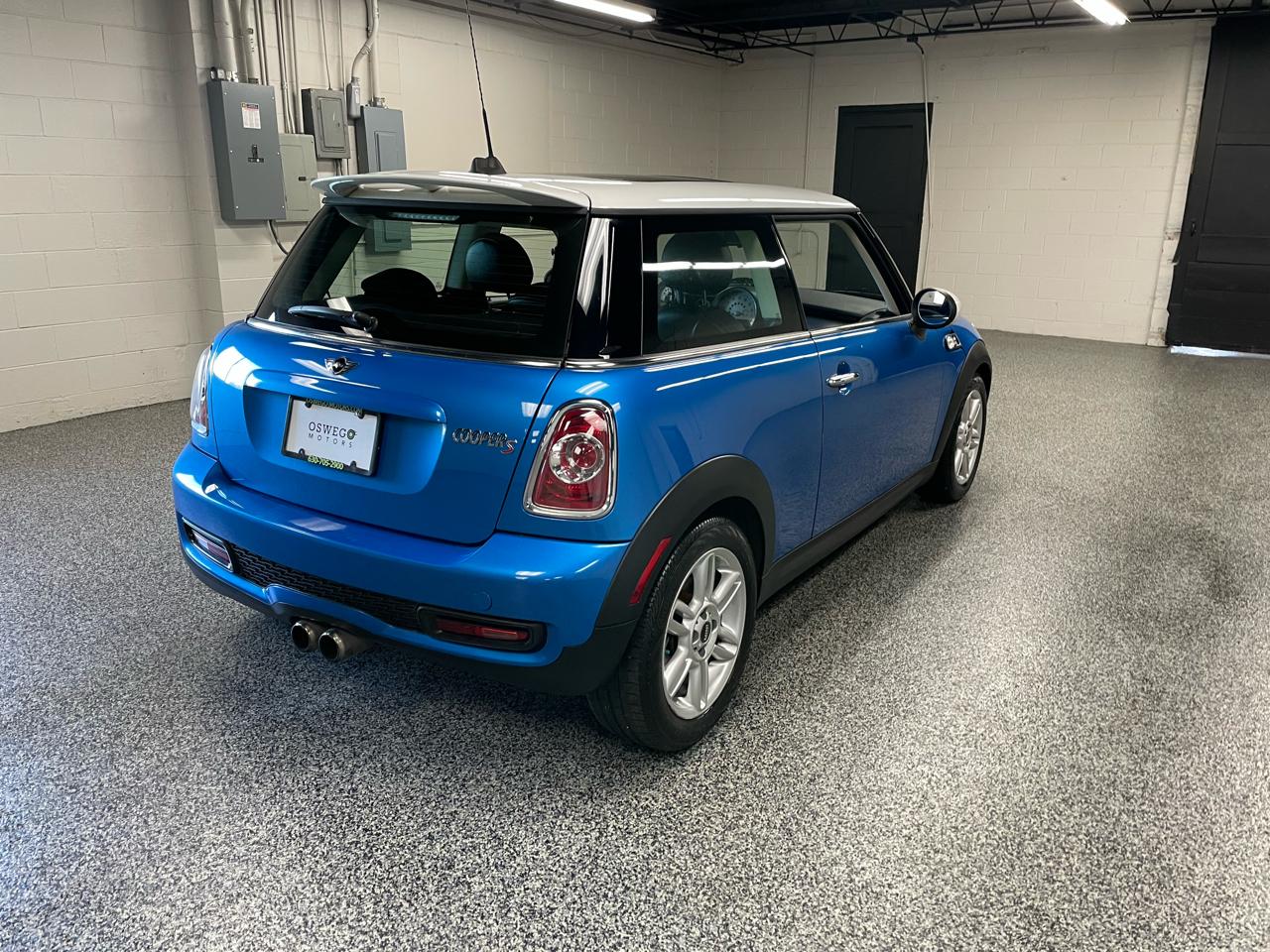 MINI Cooper S 2011