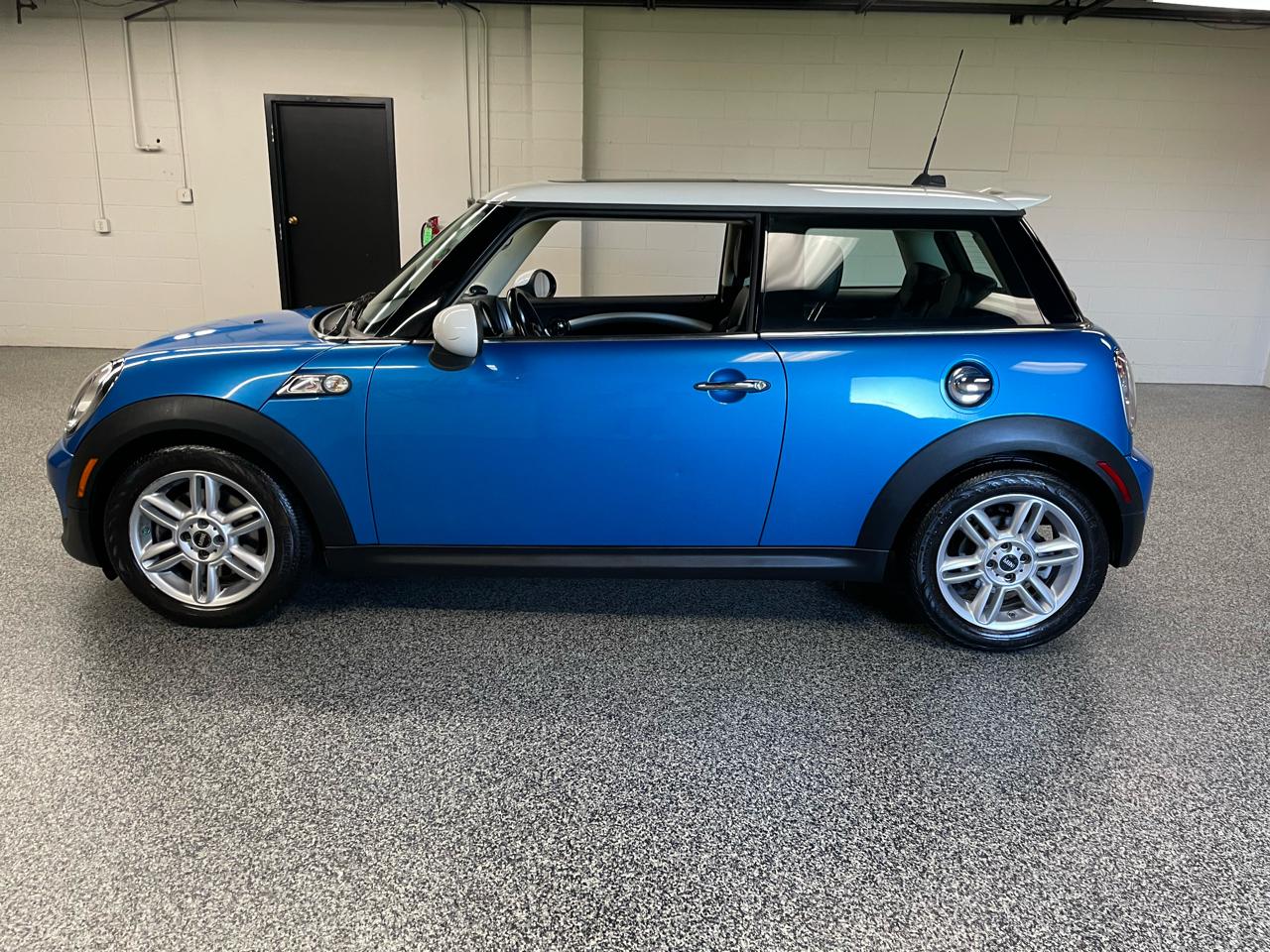 MINI Cooper S 2011