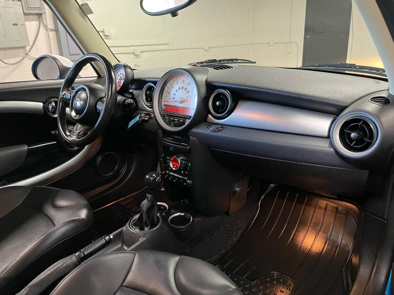 MINI Cooper S 2011