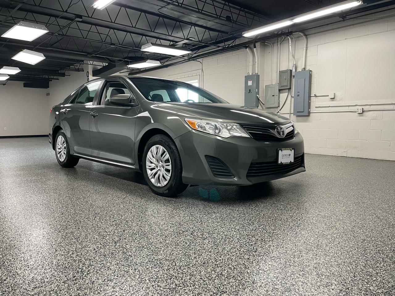 Toyota Camry LE 2014