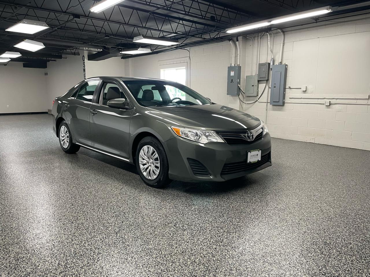 Toyota Camry LE 2014