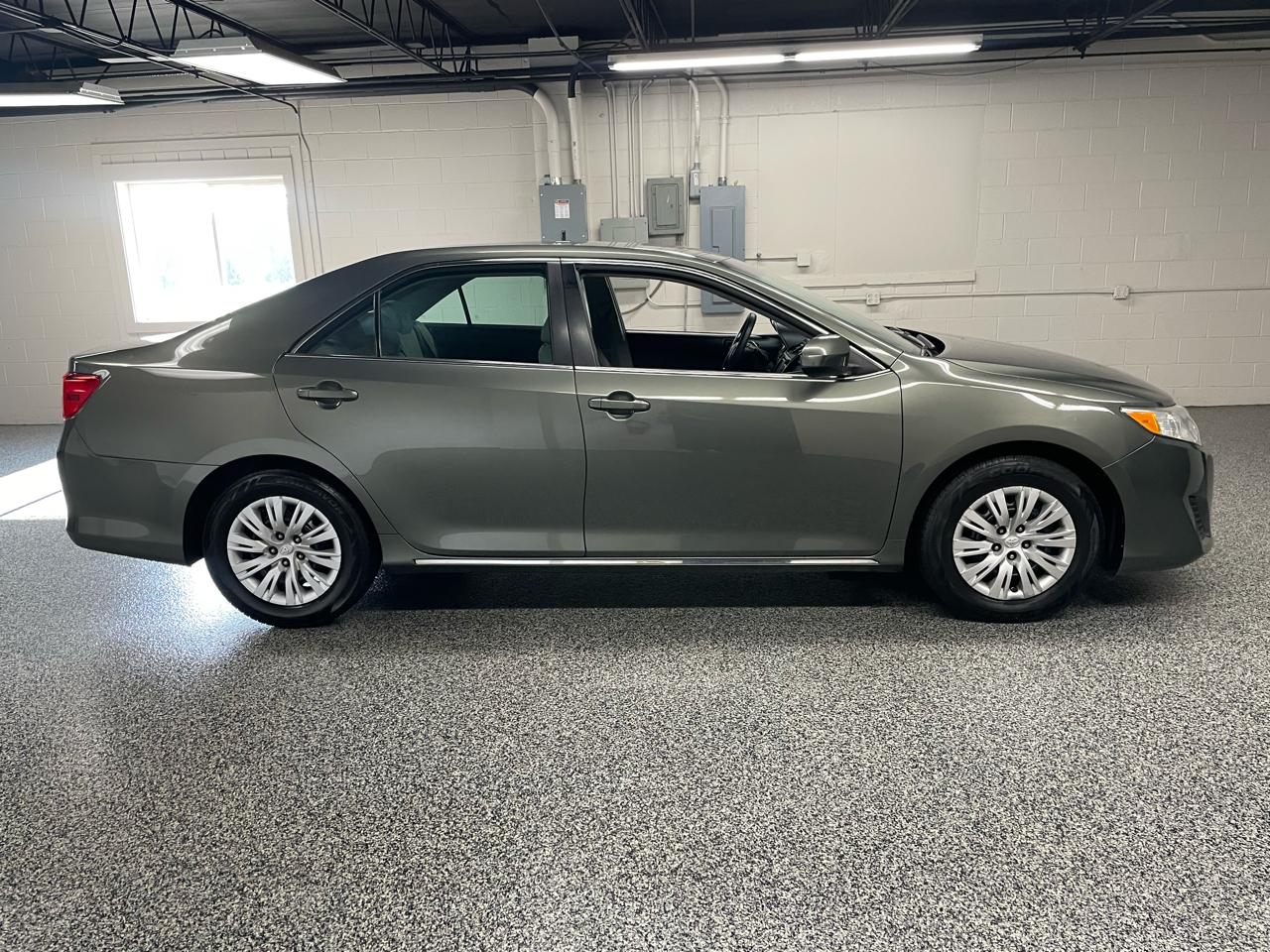 Toyota Camry LE 2014