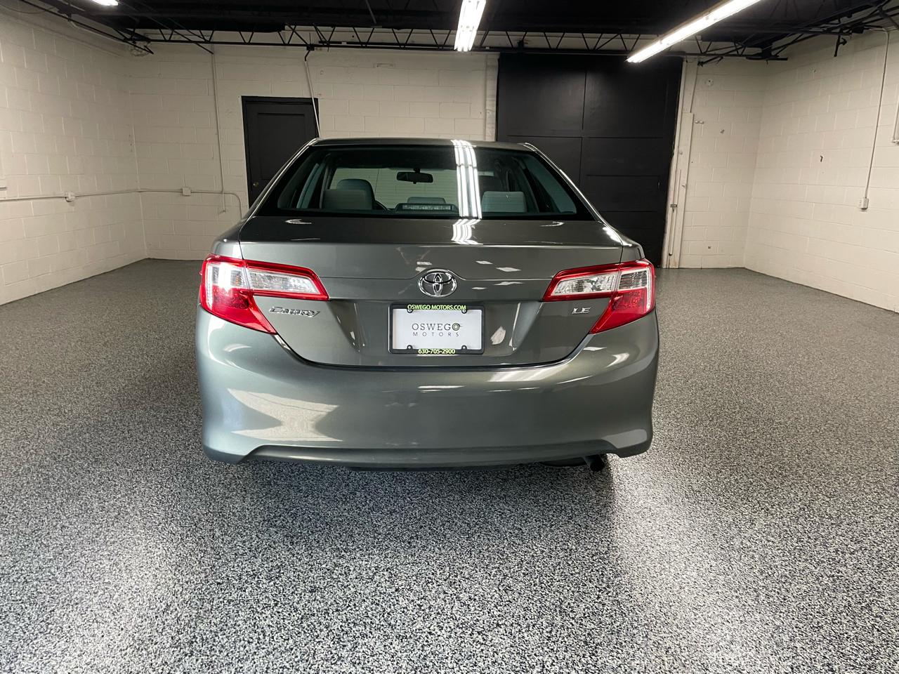 Toyota Camry LE 2014