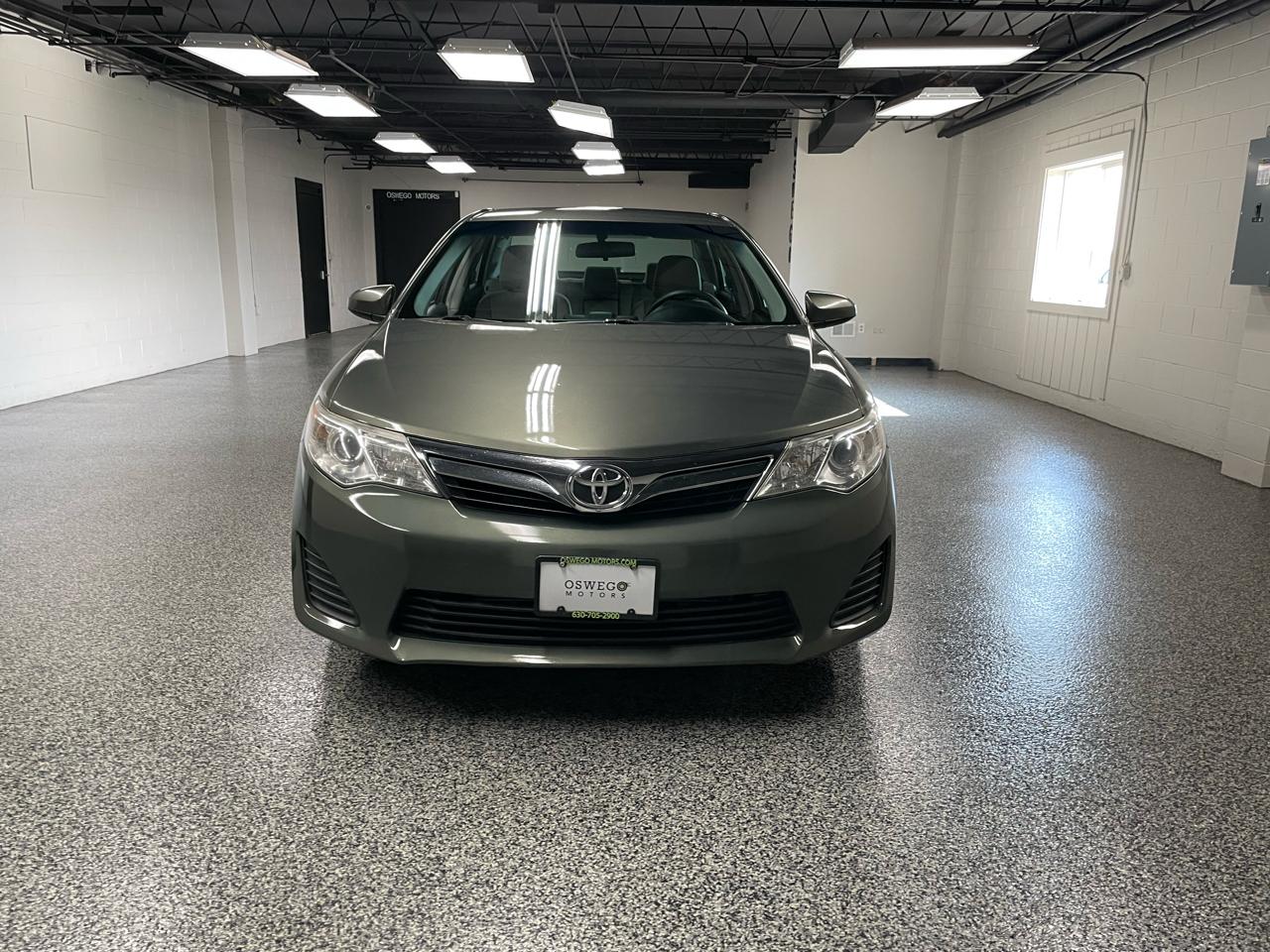 Toyota Camry LE 2014