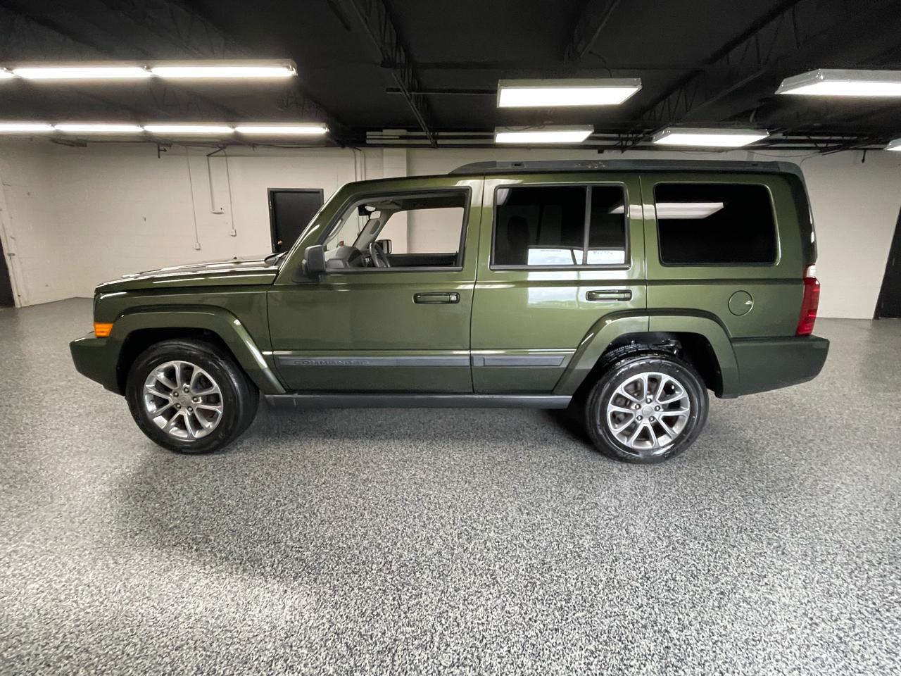 Jeep Commander Sport 4WD 2007