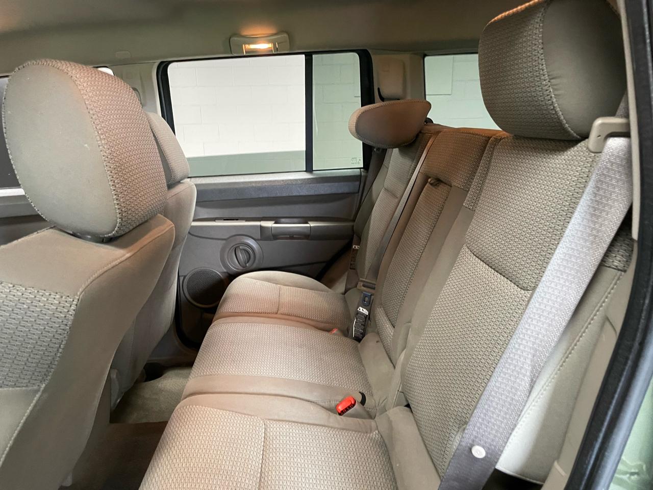 Jeep Commander Sport 4WD 2007