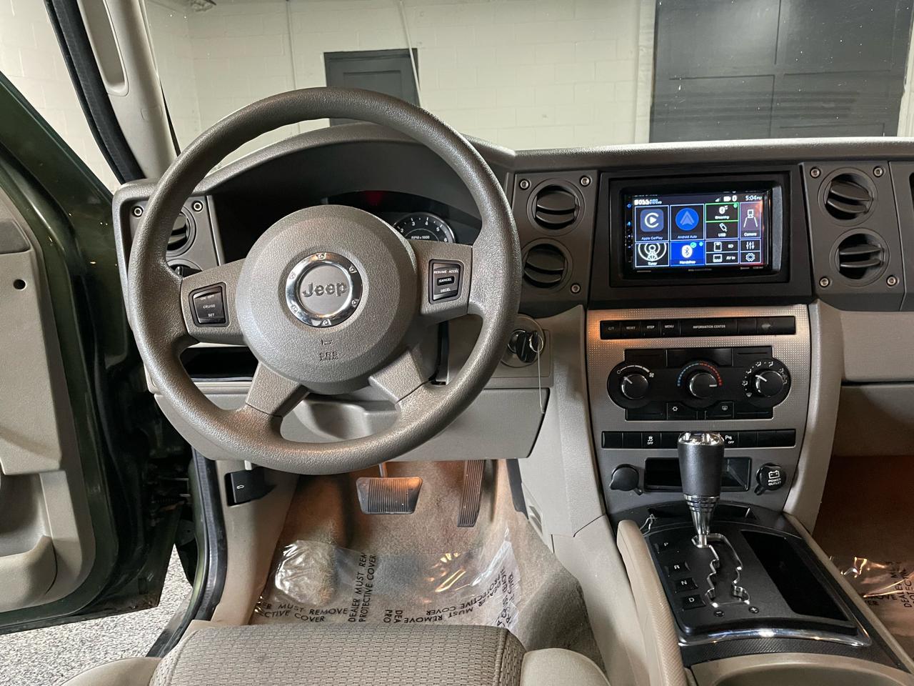 Jeep Commander Sport 4WD 2007