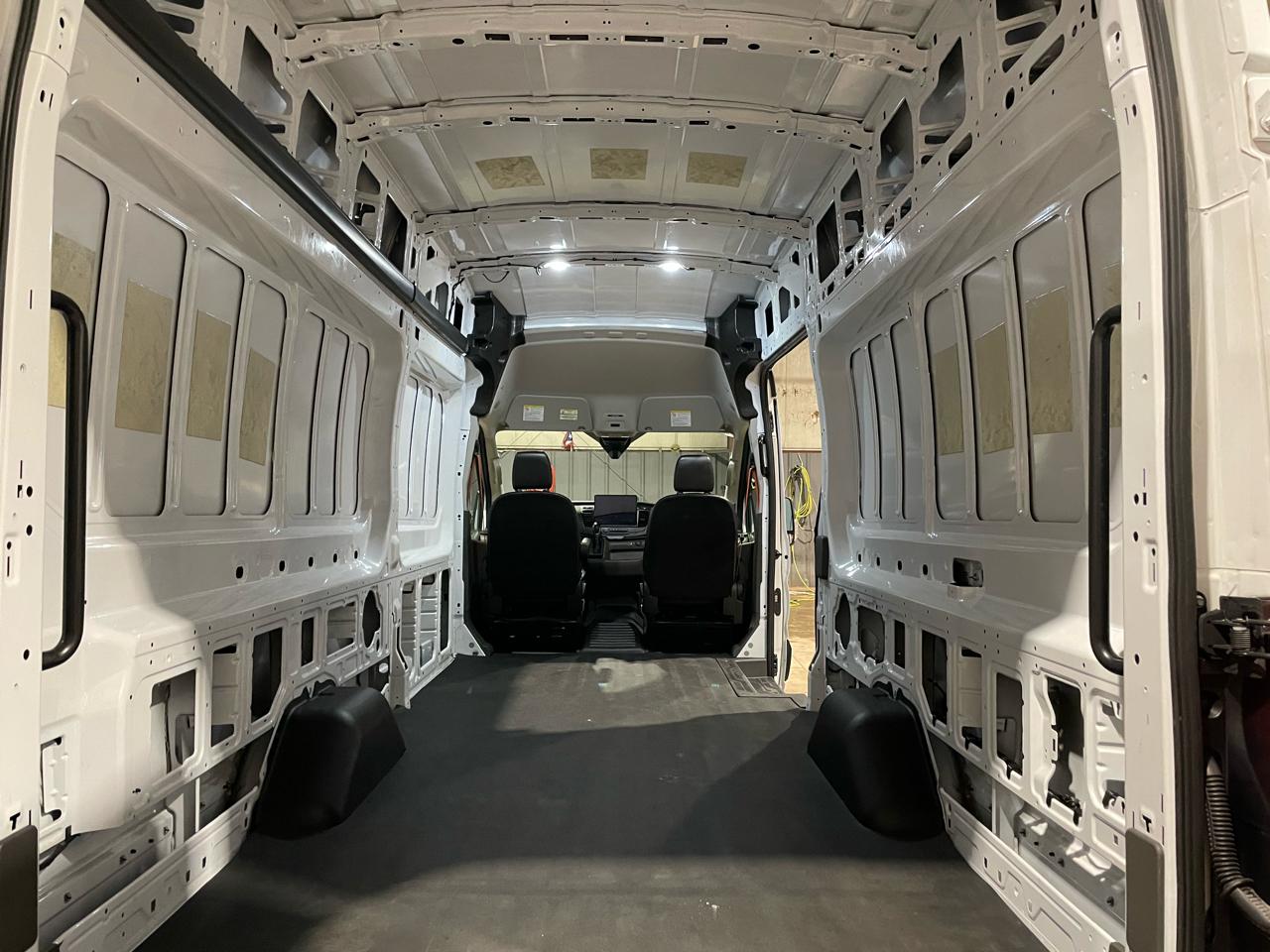 Ford Transit 350 Van High Roof w/Sliding Pass. 148-in. WB EL 2023