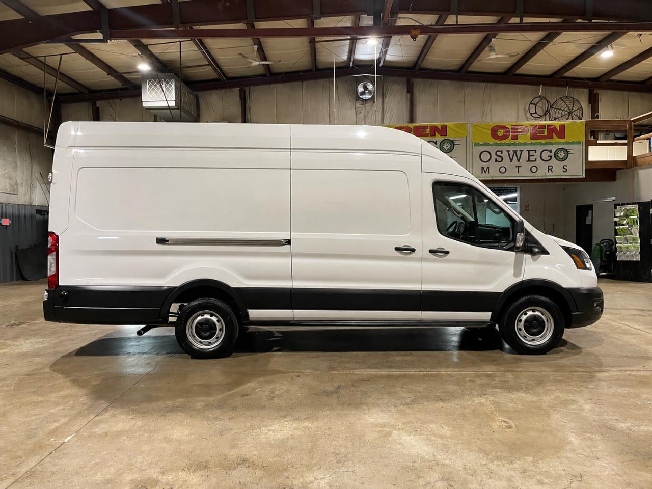Ford Transit 350 Van High Roof w/Sliding Pass. 148-in. WB EL 2023