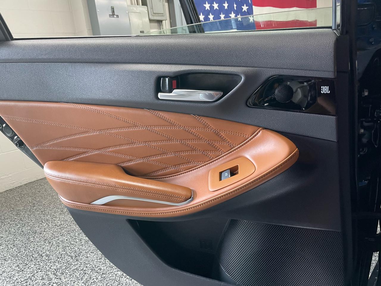 Toyota Avalon Limited 2019