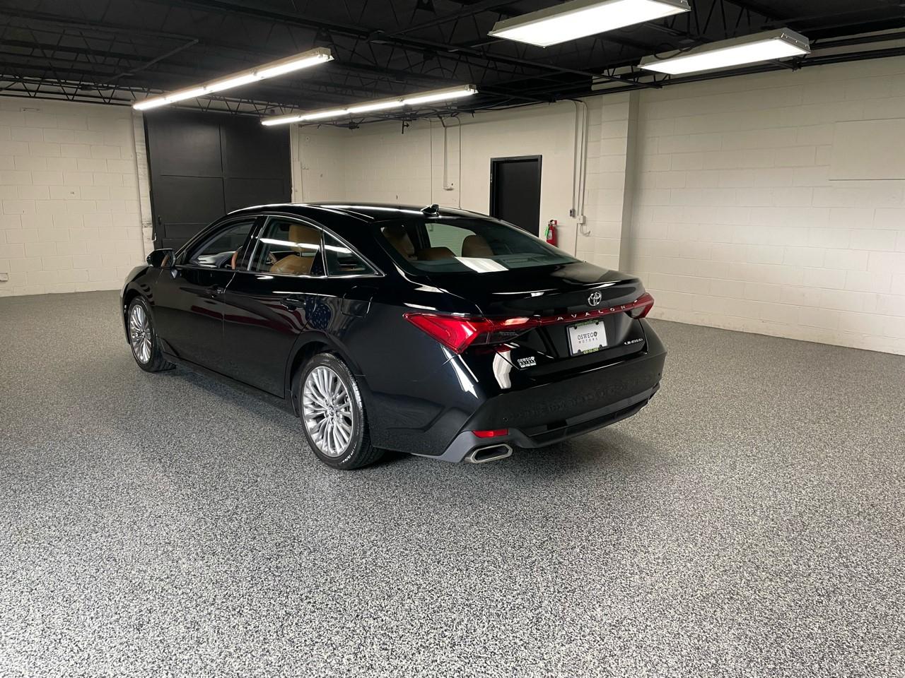 Toyota Avalon Limited 2019